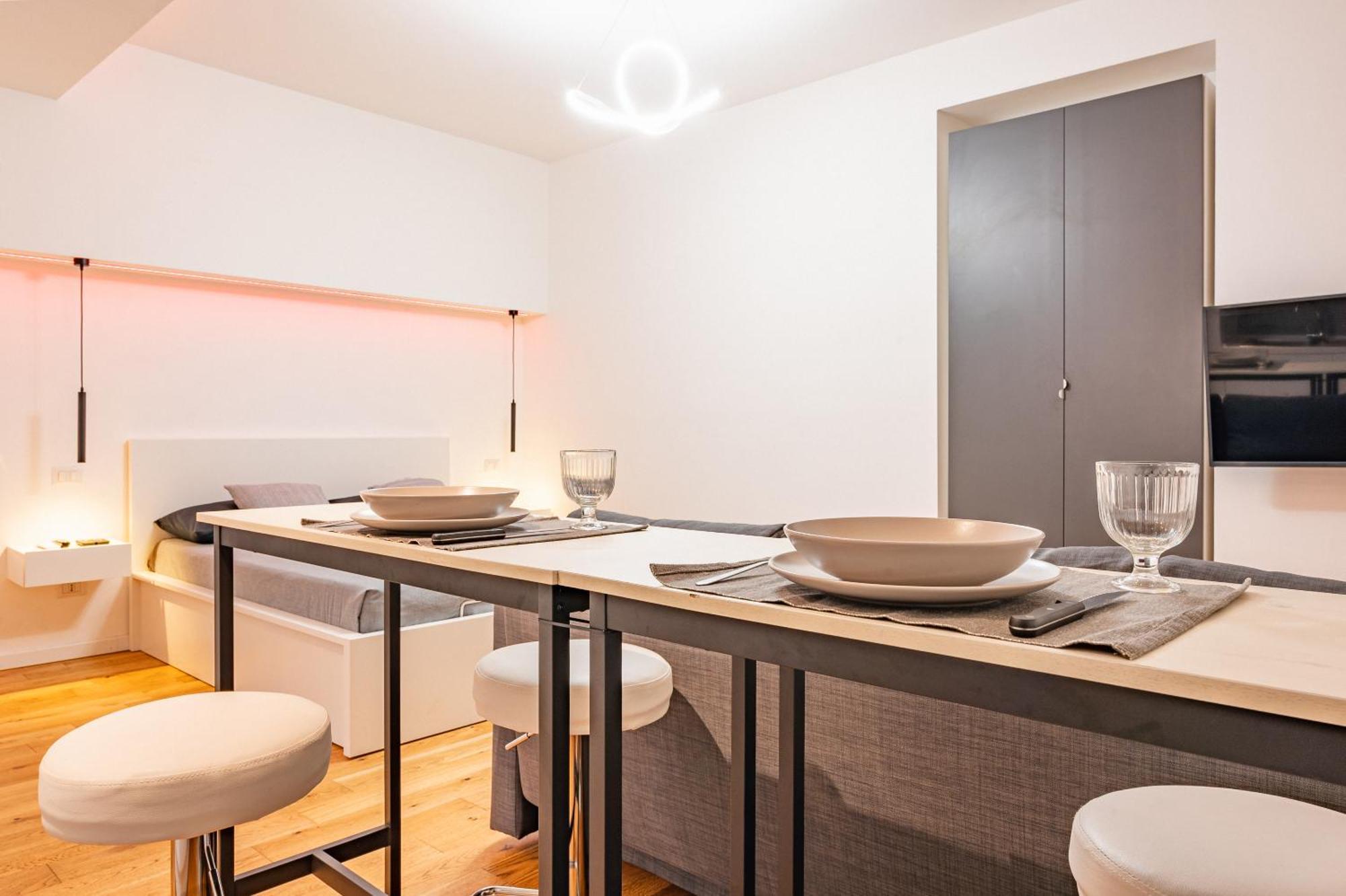 Exclusive Led House Garibaldi Fs Apartment Mailand